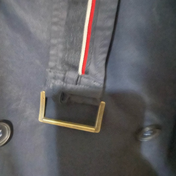 Vintage Tommy Hilfiger navy trench coat in XL - Picture 8 of 8